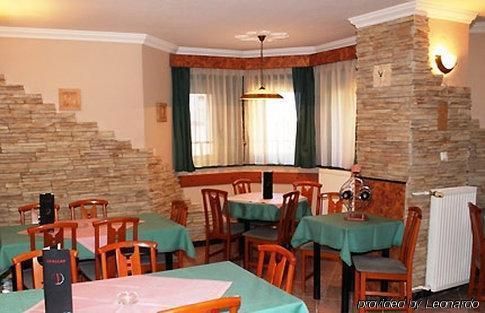 Villa Hotel Kristal Budapest Ngoại thất bức ảnh